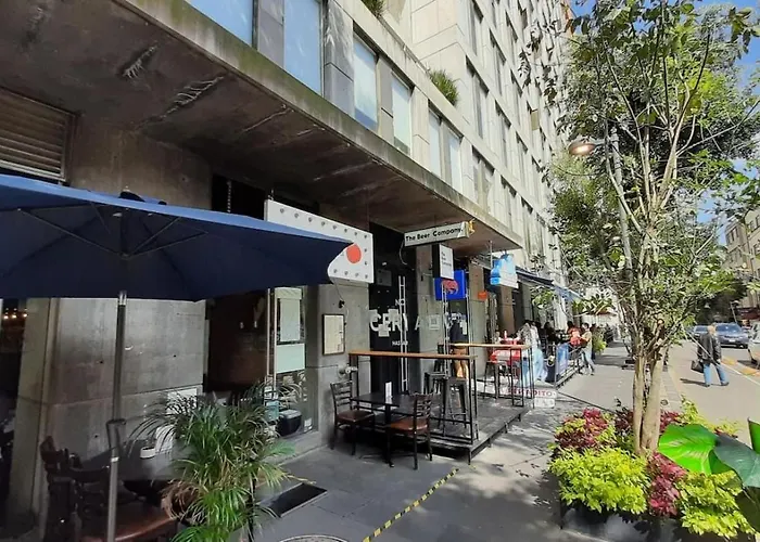 Alameda Central, Puerta Alameda